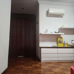 Woodgrove Avenue (D25), Terrace #458075721